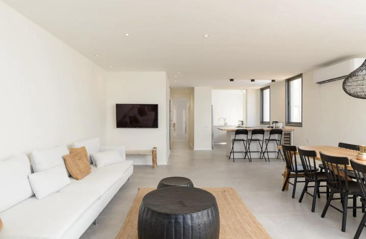 Stylish & Spacious 3 Bedroom Apartment By The Sea Netanya Ngoại thất bức ảnh