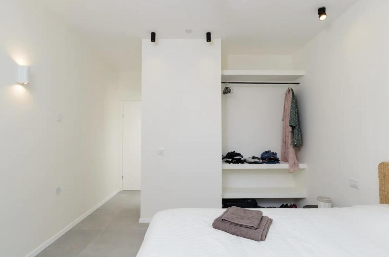 Stylish & Spacious 3 Bedroom Apartment By The Sea Netanya Ngoại thất bức ảnh